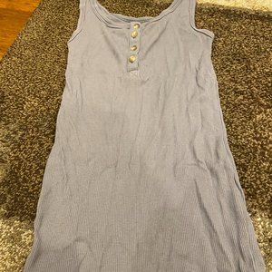 Light gray American Eagle tank top with buttons